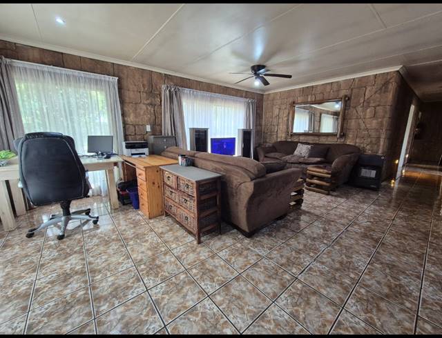 3 BEDROOM TOWNHOUSE FOR SALE IN DUNCANVILLE